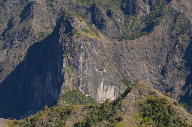 2015-09-10_092834_105mm_piton-de-sucre-.jpg