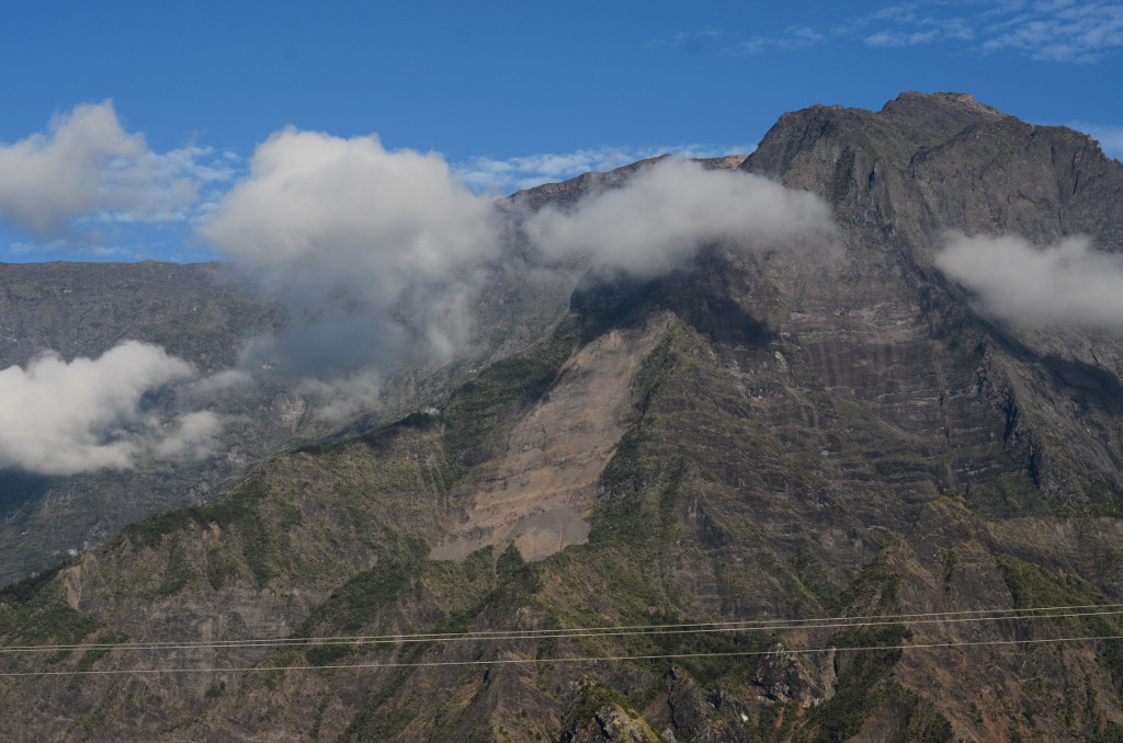 2015-11-01_073046_50mm_piton-de-sucre_contraste-.jpg
